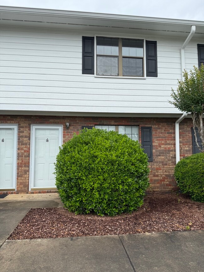 Photo - 1449 Highway 76