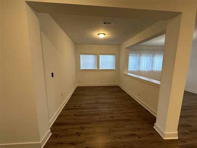 Photo - 15107 Prosperous Pl