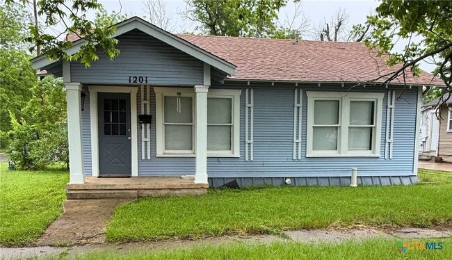 Building Photo - 1201 S 25th St