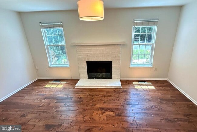 Photo - 10100 Walnut Wood Ct