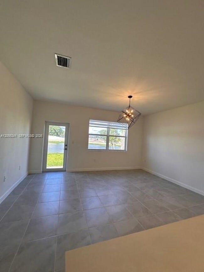 Photo - 2265 SE 30th St