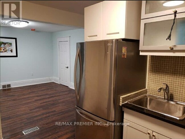 Photo - 119 Agnes St