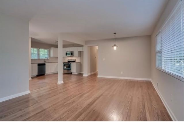 Photo - 1810 Teasley Dr SE