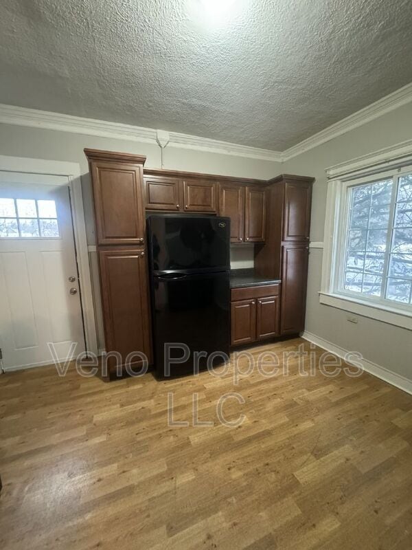 Photo - 61 South Main St