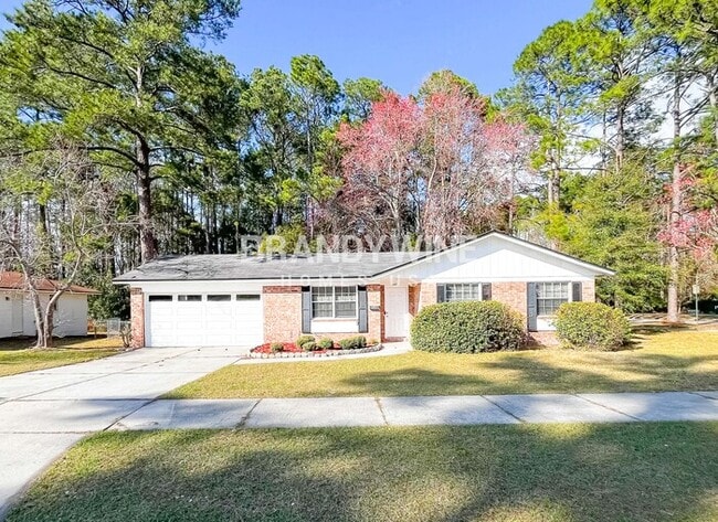 Building Photo - 807 Turtle Creek Dr N