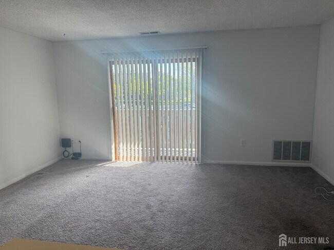 Photo - 1908 Ravens Crest Dr