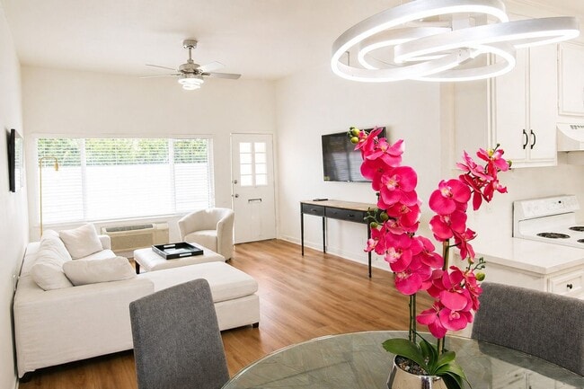 950 Avenida Carmel Unit G