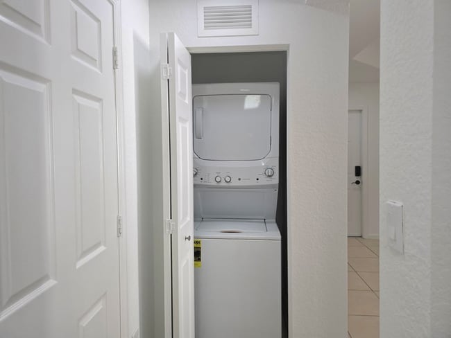 Photo - 11501 NW 89th St Unit 2