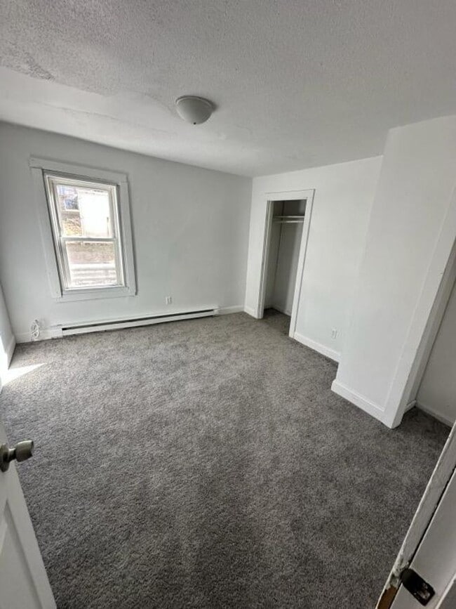 Photo - 14-16 bridge ct hardwick Unit 14A CT