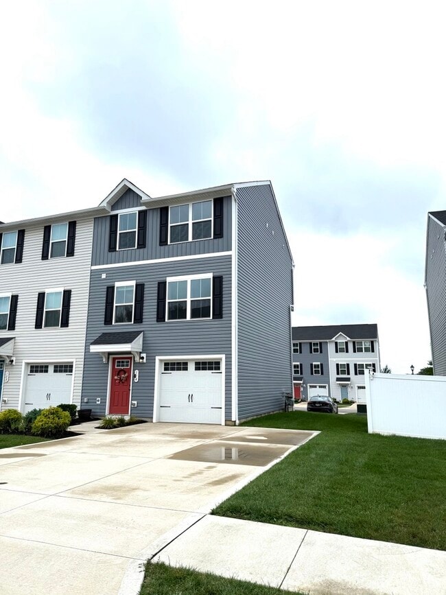 114 Slate Ridge Dr
