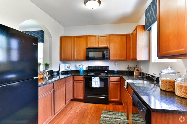 Kitchen - The Reserve at Catawba Creek