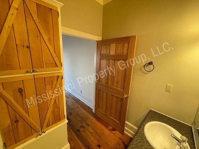 Photo - Efficiency 1BR/1.5BA FOR RENT