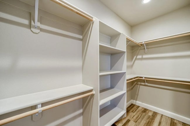 Photo - 4585 Risstay Way