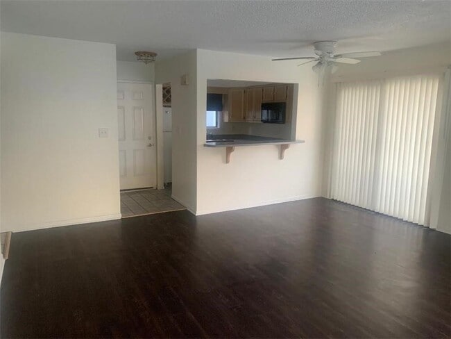 Photo - 213 Golf Terrace