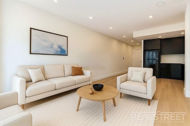 Photo - Malcom X Blvd Unidad 1F