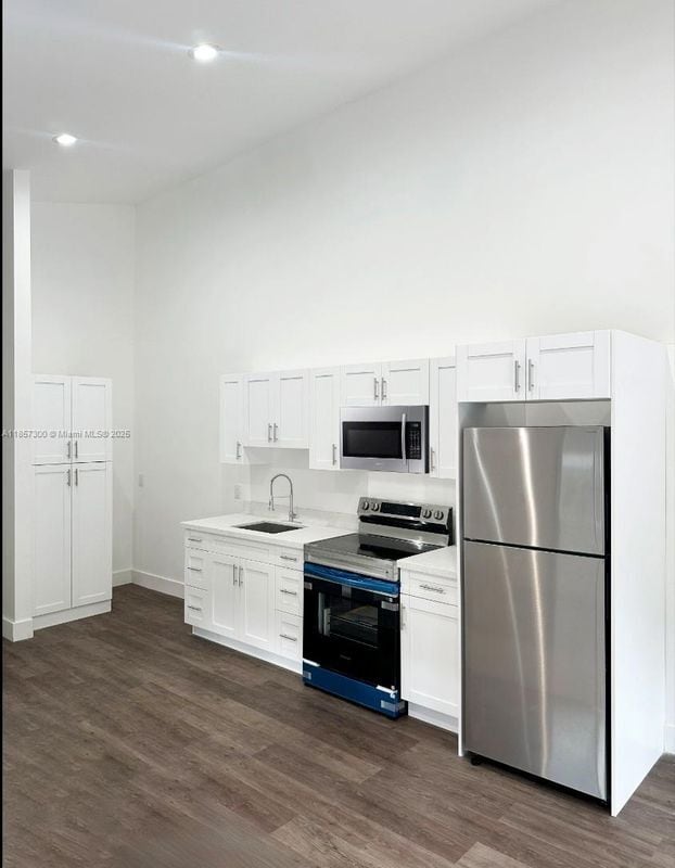 Building Photo - 2126 NW 24th St Rental