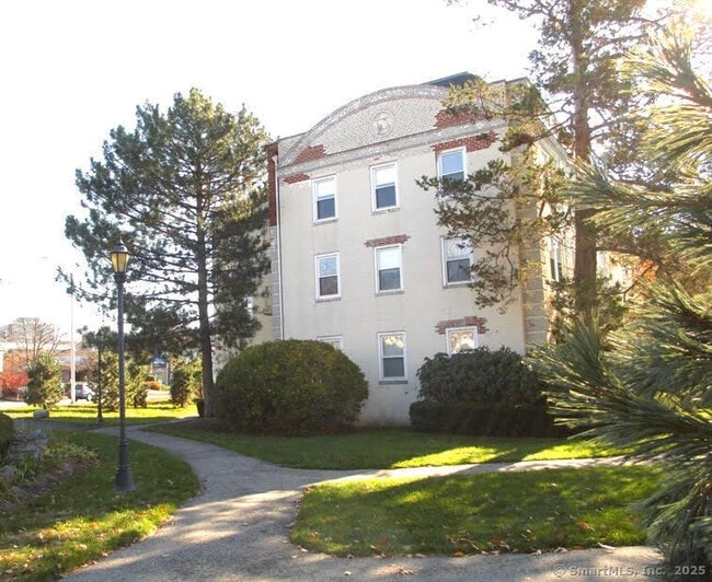 Photo - 126 Woodside Green Condo Unit 3C