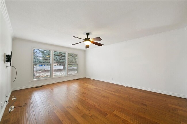 Photo - Beautiful Tri-Level in South Boise!