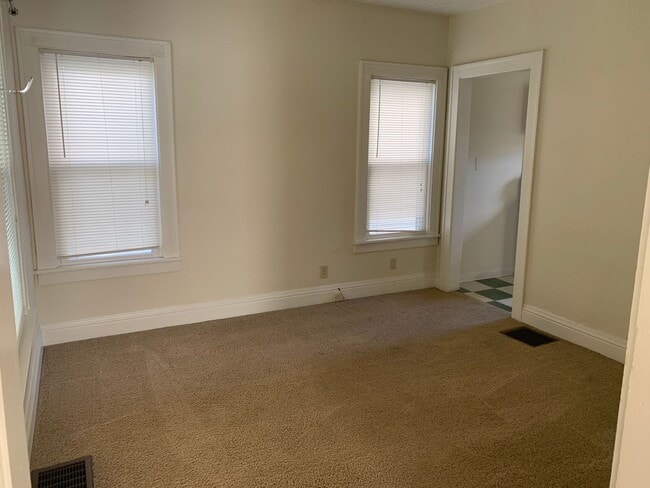 Photo - Spacious 3-Bedroom 2-Bath Home with Central Air and Full Basement on the Hilltop!