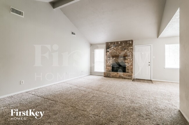 Photo - 13285 Lake Breeze Ln