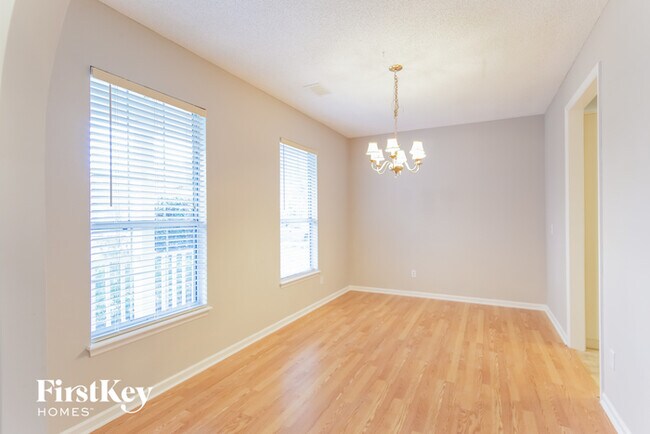 Photo - 103 Galsworthy Dr