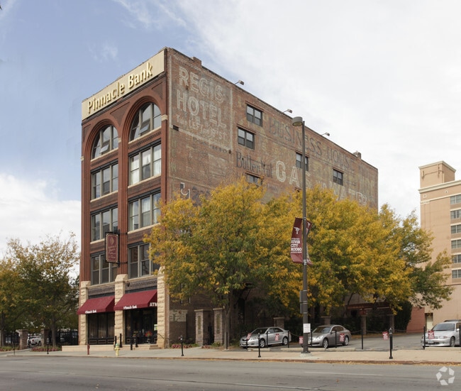 The Riley 1012 Douglas St OffCampus Housing, Omaha, NE