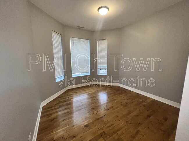 Photo - 346 E 50th St Unit 1