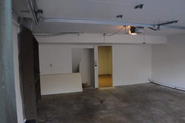 Photo - Villa de Montecito Unit 1938 N Jameson C