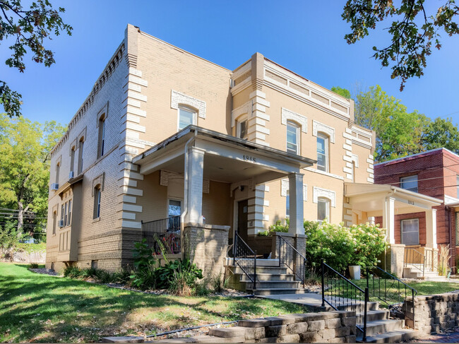 Flats on Pleasant - Flats on Pleasant Apartments