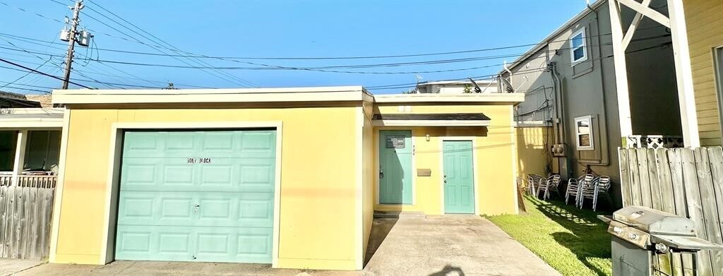 Photo - 724 Avenue K