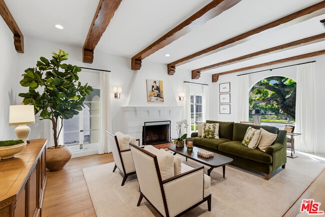 Photo - 312 S McCarty Dr