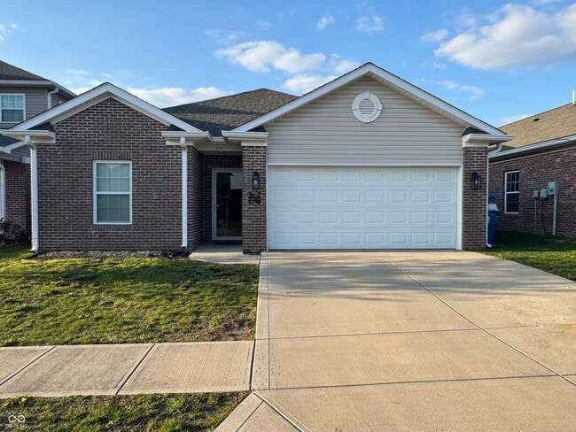 Building Photo - 914 Baden Manor Dr