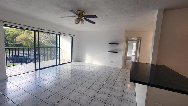 517 Dotterel Rd Unit Dotrell