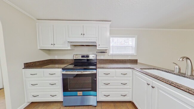 Photo - Edgefield Gem!