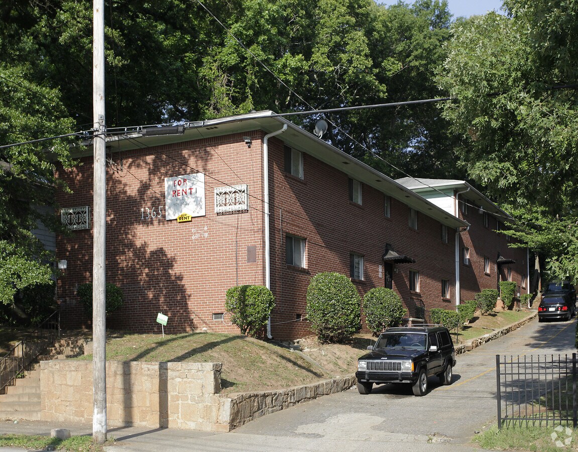Photo - 1365 Sylvan Rd SW Apartments