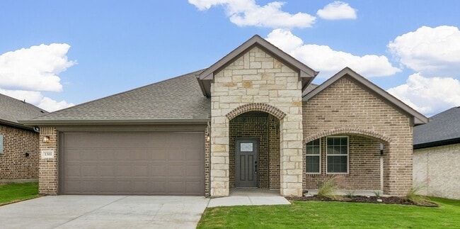 Photo - 1301 Brad Kellar Dr House