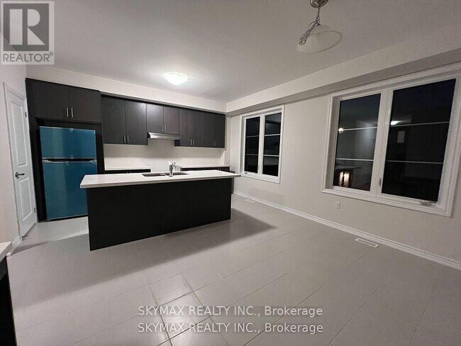 Photo - 96 Halliford Pl