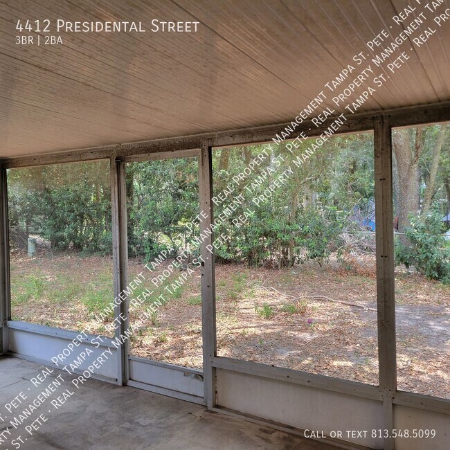 ***AVAILABLE FOR IMMEDIATE MOVE IN*** Rental For Rent in Seffner, FL