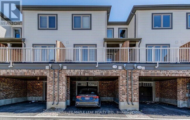 Photo - 582 Linden Dr