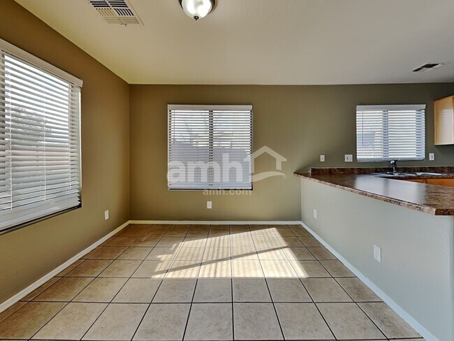 Photo - 14832 N 124th Ln