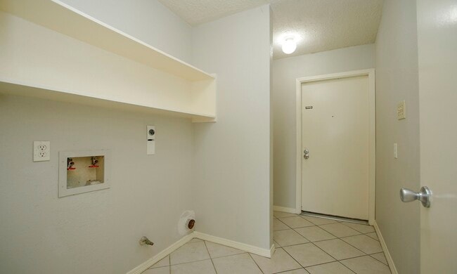 Photo - 18531 Lippizaner Dr