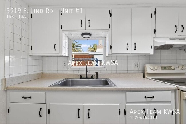 Photo - 3919 E Lind Rd Unidad #1