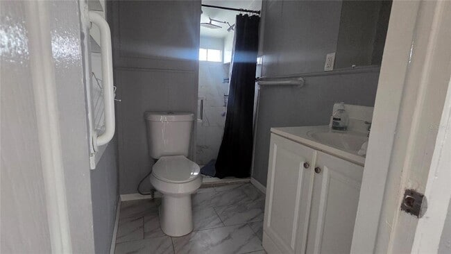 Photo - 5475 42nd St N