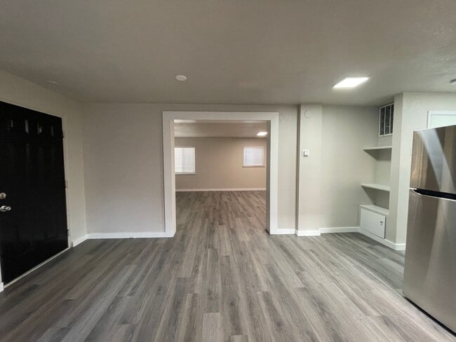 Photo - Remodeled 2 bed 1 bath close to Mid Town Unidad 1