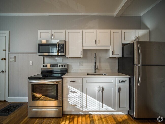 Building Photo - 510 E Broadway Unit 1F Rental