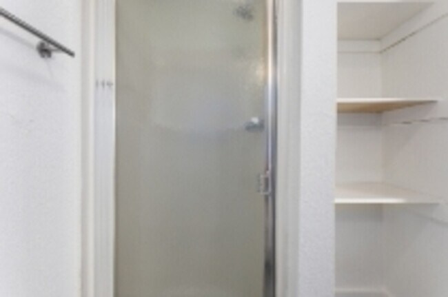 Photo - 204 E Franklin St