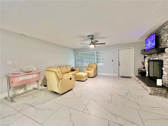 Photo - 3586 Croton Rd