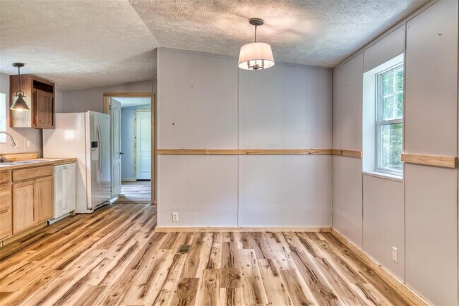 Photo - 3 Bedroom / 2 Bathroom Home in Russellville