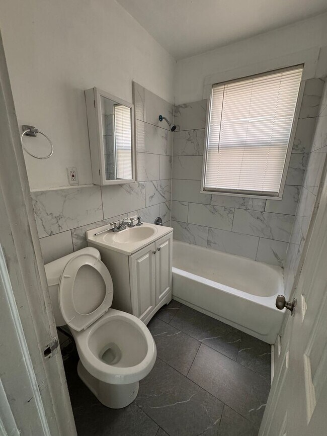 Photo - 301-303 Dover St Unit 2