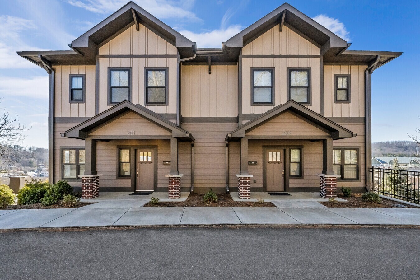 Right unit - 205 Wallace Cir